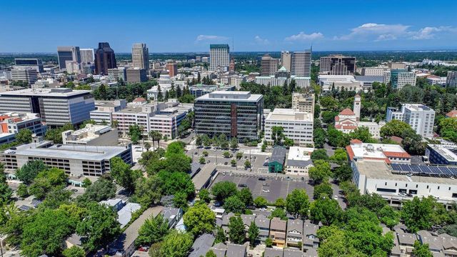 1229 P St, Sacramento, CA 95814