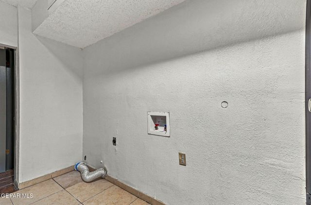 7420 LAKEHURST Road, El Paso, TX 79912