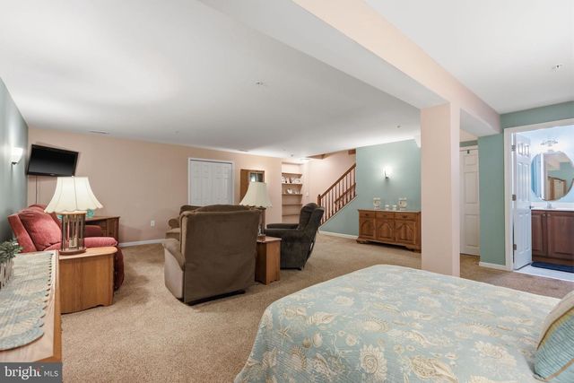 59 BOWMAN DR, Feasterville Trevose, PA 19053