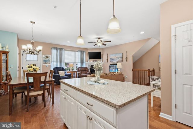 59 BOWMAN DR, Feasterville Trevose, PA 19053