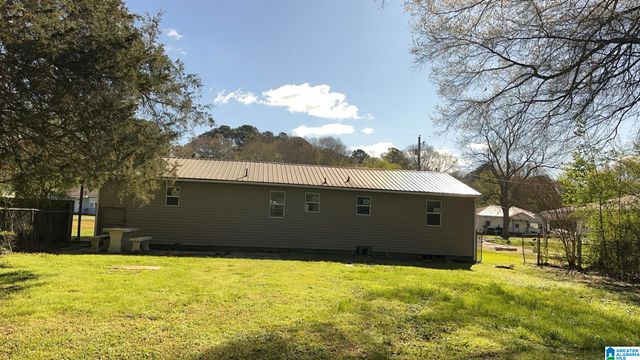 712 BAIN AVENUE, Weaver, AL 36277