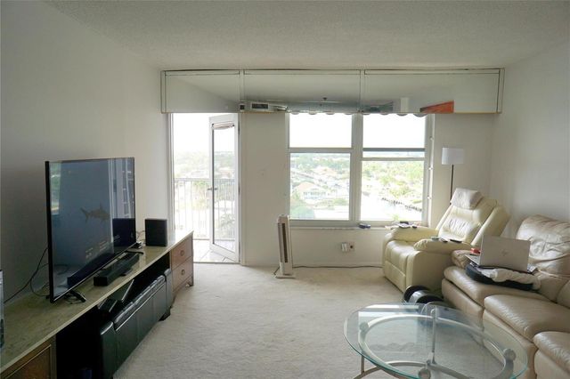 303 N Riverside Drive PH-4, Pompano Beach, FL 33062
