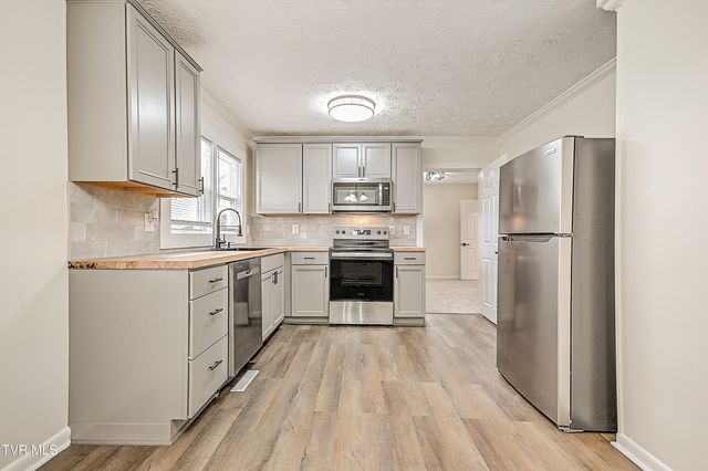 612 Union Hill Street, Kingsport, TN 37660