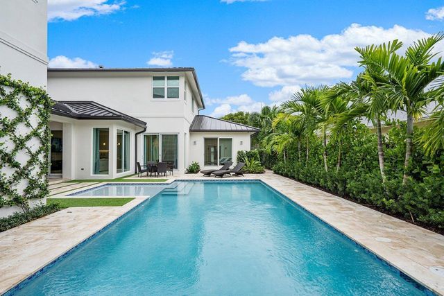 217 Gulfstream Boulevard, Boynton Beach, FL 33435