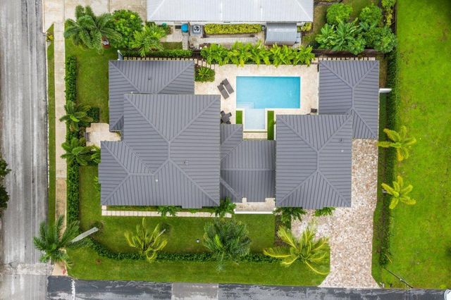 217 Gulfstream Boulevard, Boynton Beach, FL 33435