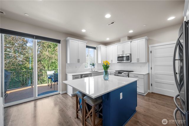 7004 82nd Drive NE, Marysville, WA 98270