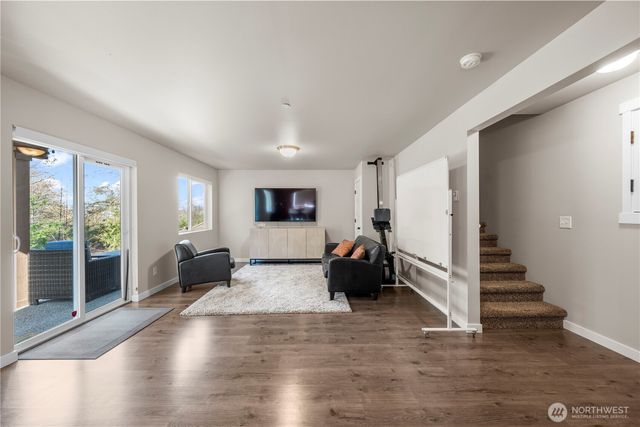 7004 82nd Drive NE, Marysville, WA 98270