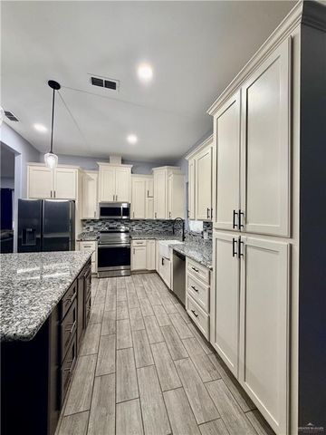 2320 Story Lane, Mission, TX 78573