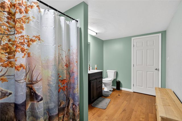 326 Narrows Rd, Connellsville, PA 15425