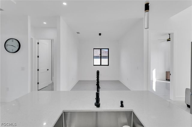 3817 NW 40th ST, Cape Coral, FL 33993