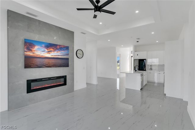 3817 NW 40th ST, Cape Coral, FL 33993