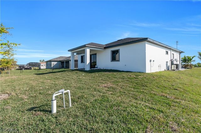3817 NW 40th ST, Cape Coral, FL 33993