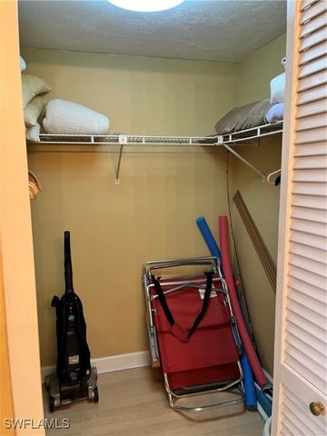 807 River Point DR 304D, Naples, FL 34102