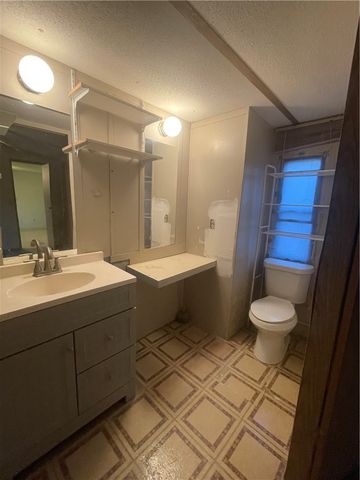 112 Pleasant Hill Court, Central, SC 29630