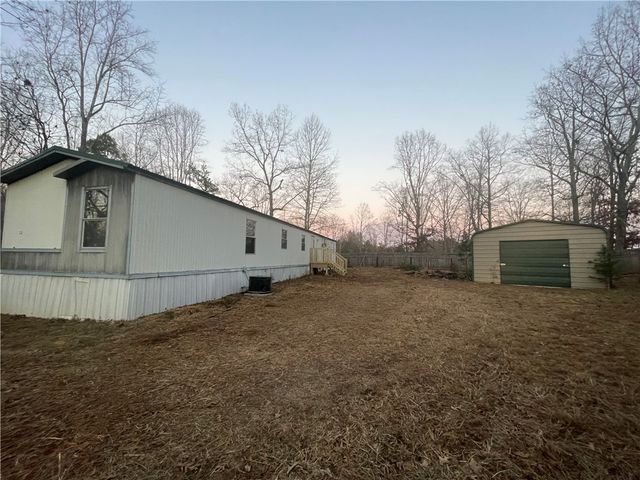 112 Pleasant Hill Court, Central, SC 29630