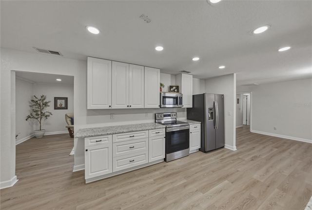 37634 HIDDEN PARK COURT, Dade City, FL 33525