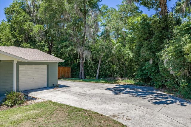 37634 HIDDEN PARK COURT, Dade City, FL 33525