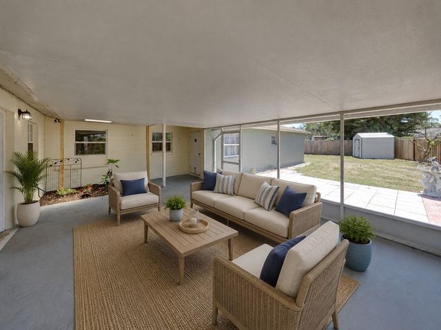 37634 HIDDEN PARK COURT, Dade City, FL 33525
