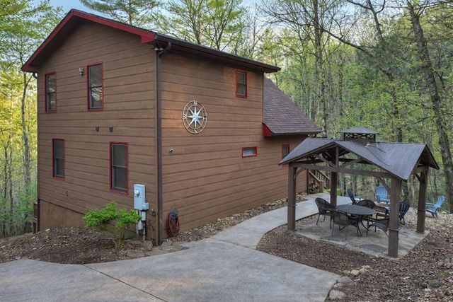 764 Ducktown Lane, Ellijay, GA 30540