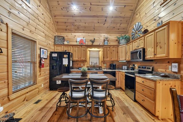 764 Ducktown Lane, Ellijay, GA 30540