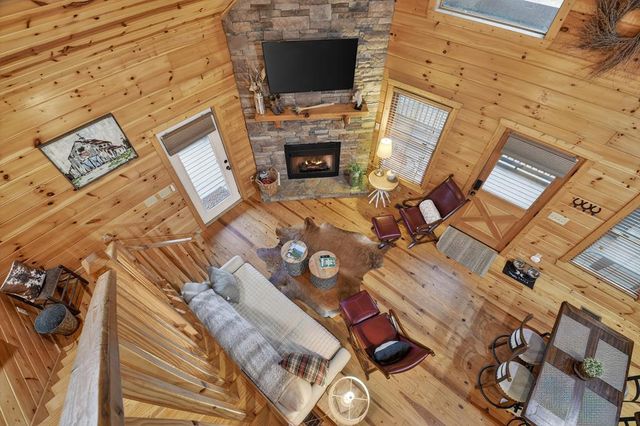 764 Ducktown Lane, Ellijay, GA 30540