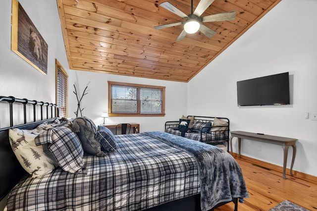 764 Ducktown Lane, Ellijay, GA 30540