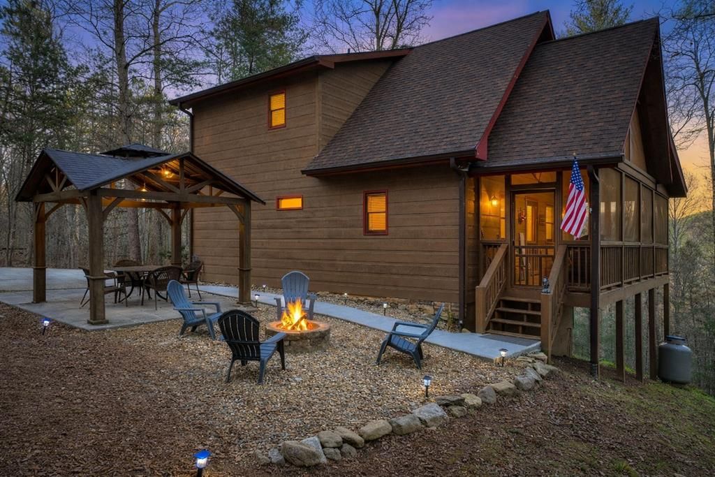 764 Ducktown Lane, Ellijay, GA 30540