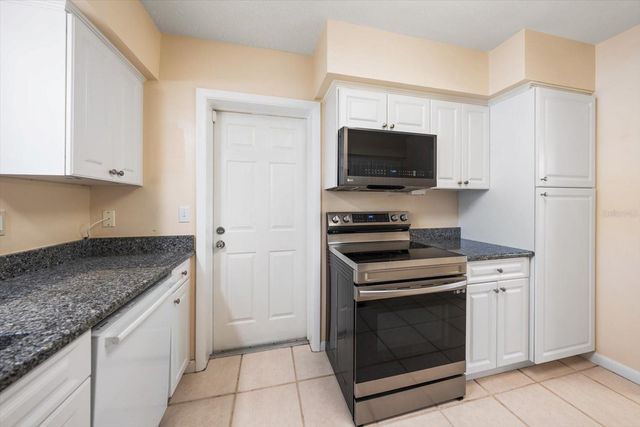 1702 MEREDITH LANE, Belleair, FL 33756