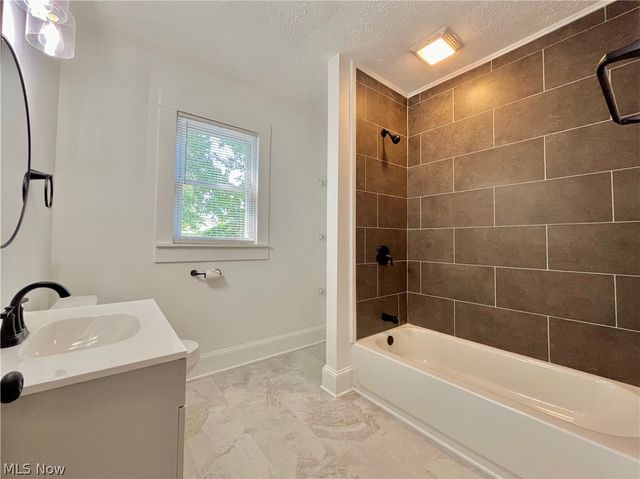 480 Spicer Street, Akron, OH 44311