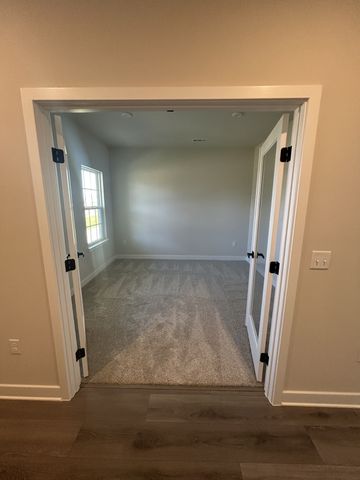 1920 Oak Drive, Murfreesboro, TN 37128