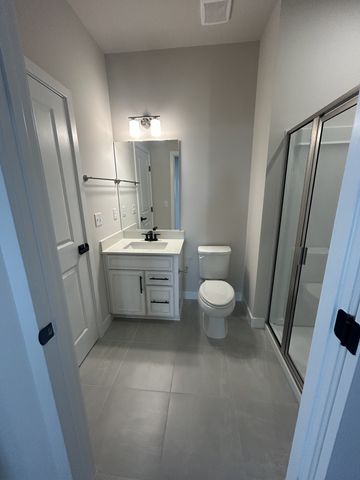 1920 Oak Drive, Murfreesboro, TN 37128