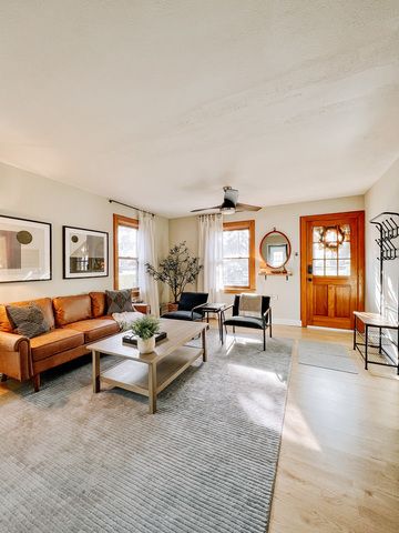 1116 Adelia Street, Downers Grove, IL 60516