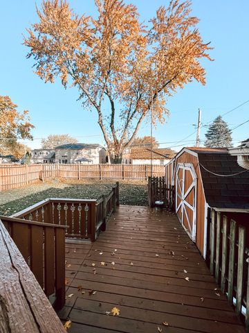 1116 Adelia Street, Downers Grove, IL 60516