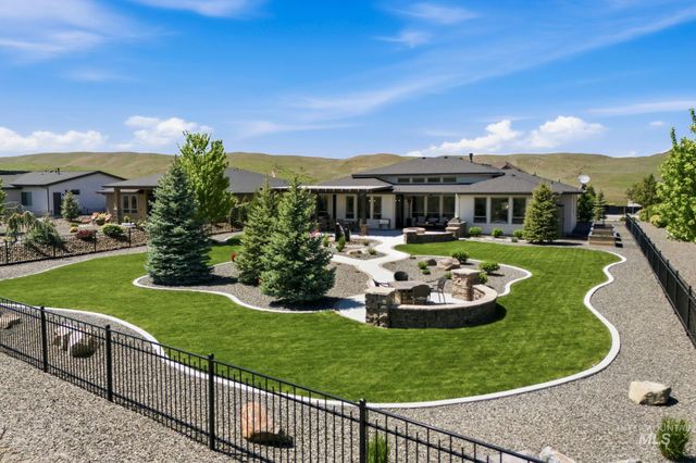 19265 N Eaglestone Place, Eagle, ID 83714