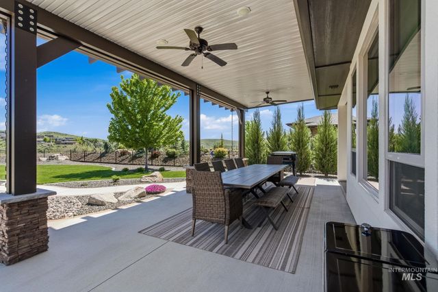 19265 N Eaglestone Place, Eagle, ID 83714