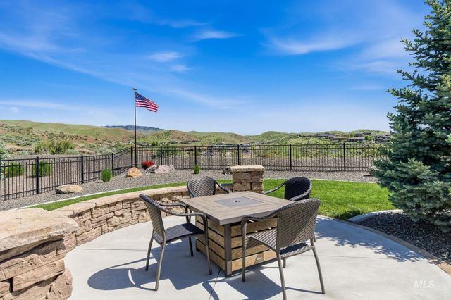 19265 N Eaglestone Place, Eagle, ID 83714
