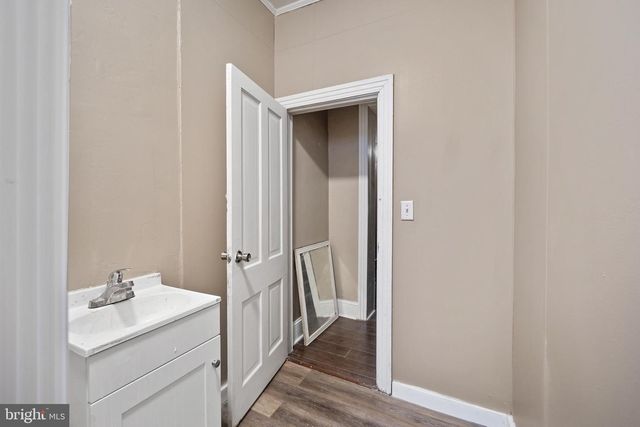 1127 CHESTNUT ST, Wilmington, DE 19805