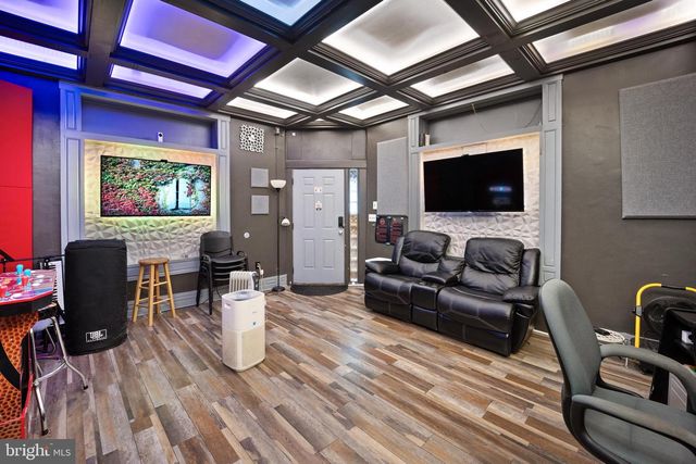 1127 CHESTNUT ST, Wilmington, DE 19805