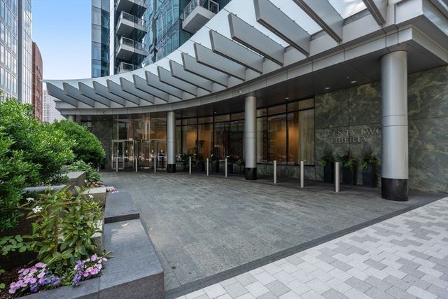 22 Liberty Drive 2F, Boston, MA 02210