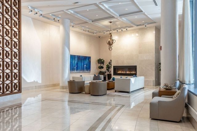 22 Liberty Drive 2F, Boston, MA 02210