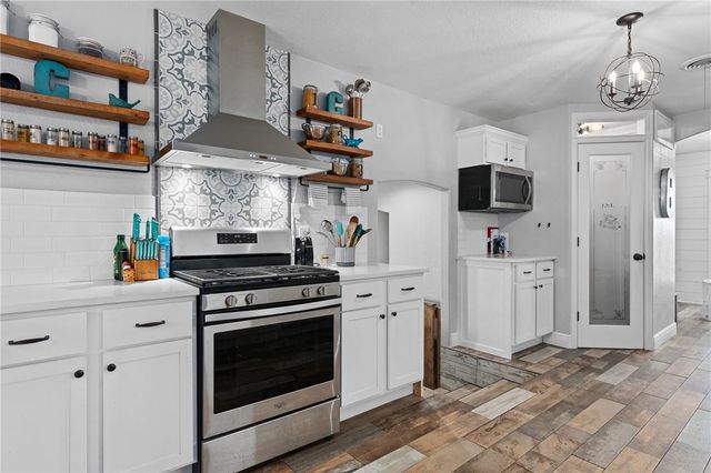 5708 Kenland Road, Fort Smith, AR 72903
