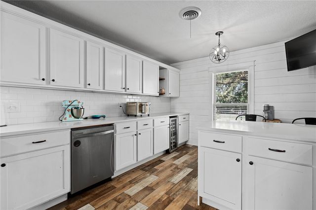5708 Kenland Road, Fort Smith, AR 72903