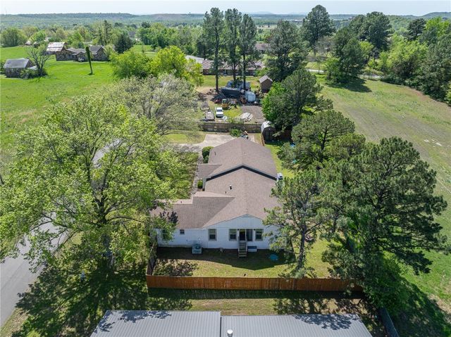 5708 Kenland Road, Fort Smith, AR 72903