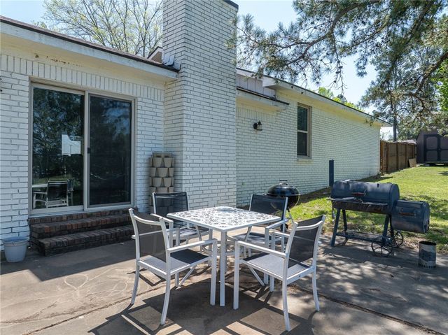 5708 Kenland Road, Fort Smith, AR 72903