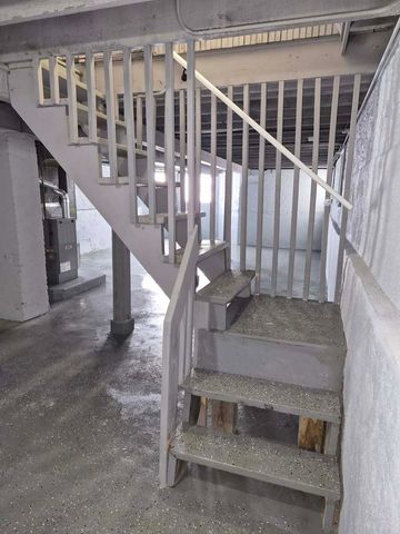 1234 W 72nd Street, Chicago, IL 60636