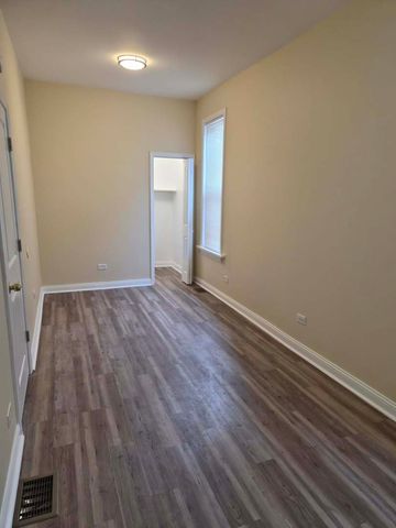 1234 W 72nd Street, Chicago, IL 60636