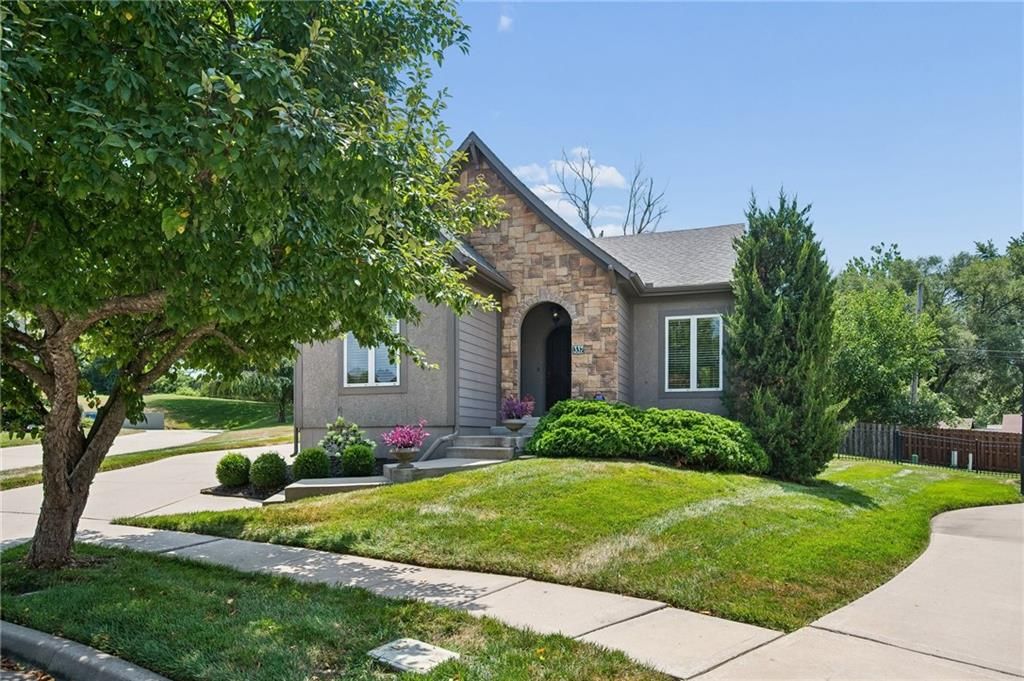 337 Cates Court, Liberty, MO 64068