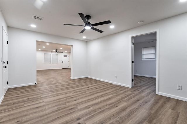2521 N Redmond Avenue, Oklahoma City, OK 73127