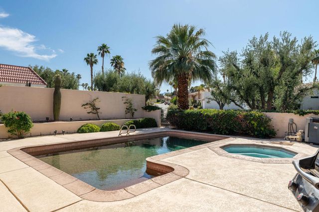 38580 Tandika Trail N, Palm Desert, CA 92211