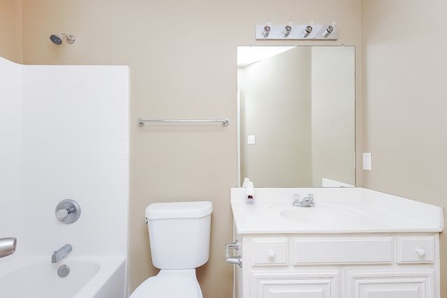 2705 Wildridge Court, Fort Worth, TX 76108